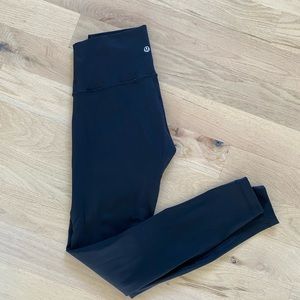 Lululemon Wunder Under High Rise Luxtreme 28” Size 6